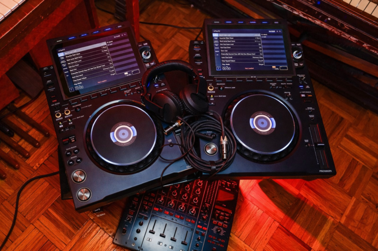 Apple Music llega a la cabina DJ con el CDJ-3000X