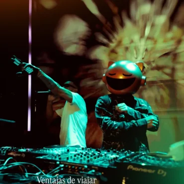 CETA identidad salvadoreña detrás del casco