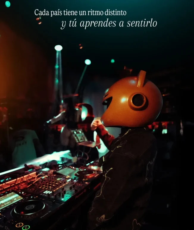 CETA identidad salvadoreña detrás del casco