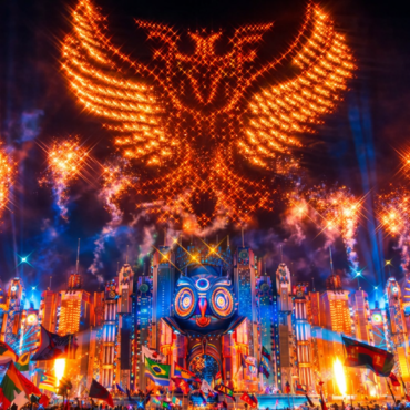 Night Owl el símbolo que observa a EDC desde la noche