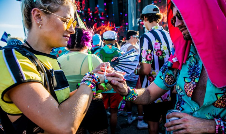 PLUR: el código que define la cultura de EDC