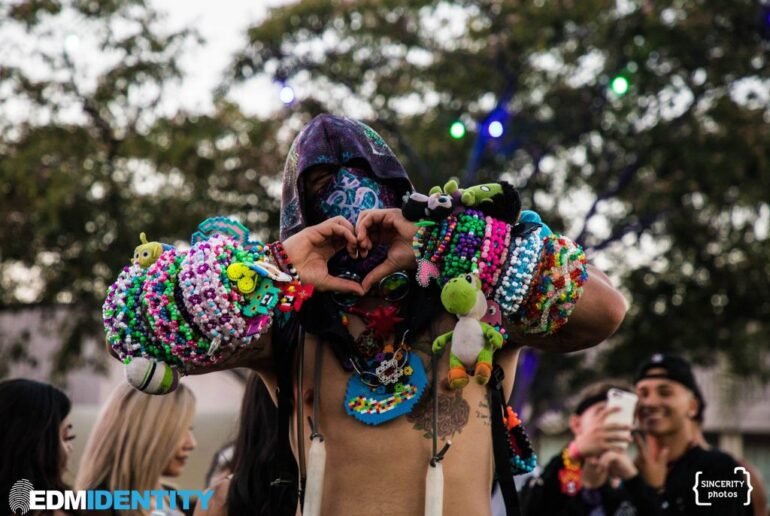 PLUR el código que define la cultura de EDC