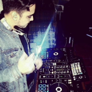 Spontaneous | Progressive, Tech & Deep House Mix by Reb