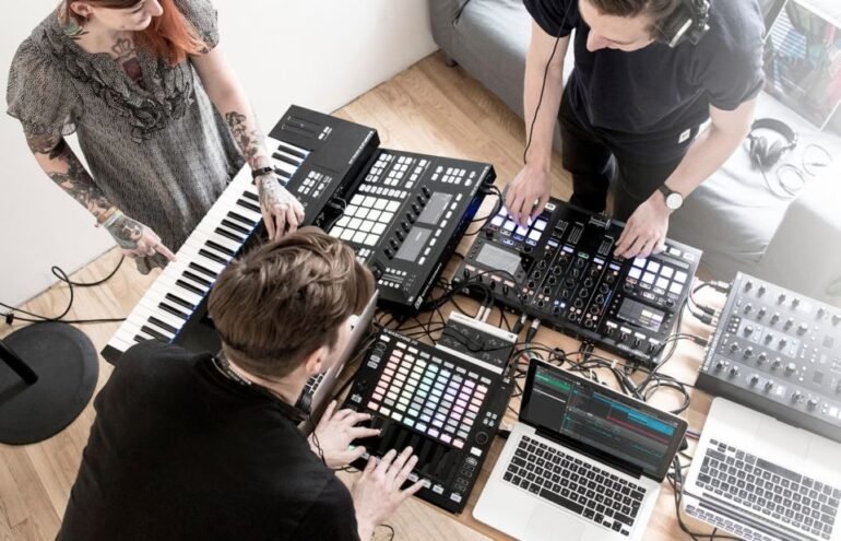 Native Instruments entra en insolvencia preliminar