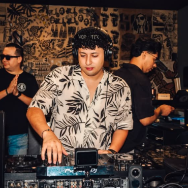 Opiniones de adultos mayores sobre el melodic techno